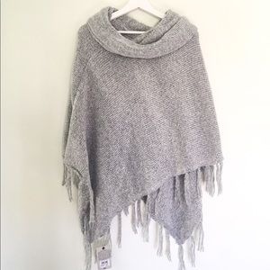 NWT Bass Cozy Wool Poncho